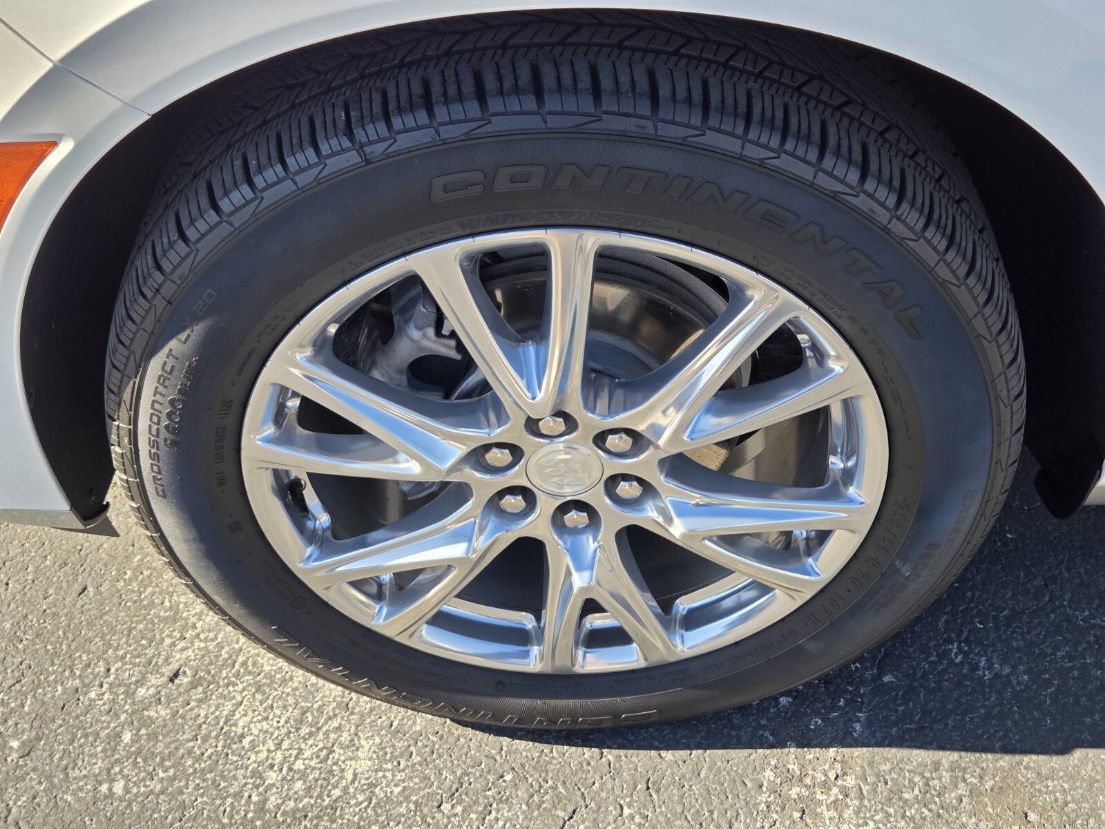 Used 2022 Buick Enclave Premium w/ Experience Buick Package image 9