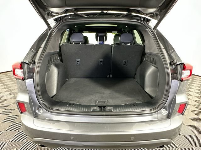 Certified 2024 Ford Escape ST-Line w/ Tech Pack #1 image 33