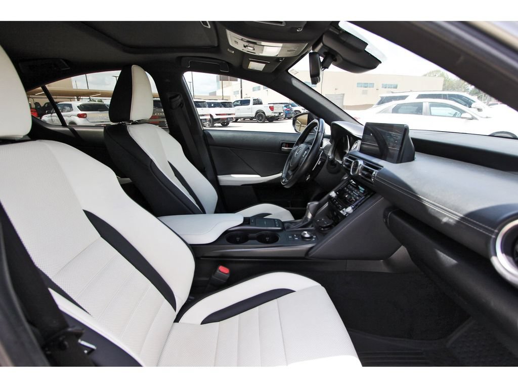 Used 2022 Lexus IS 350 F Sport RWD image 30