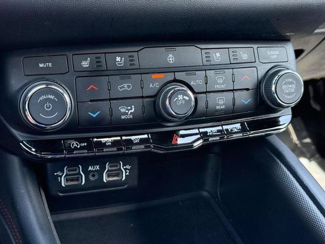Used 2024 Dodge Durango GT AWD/4WD image 21
