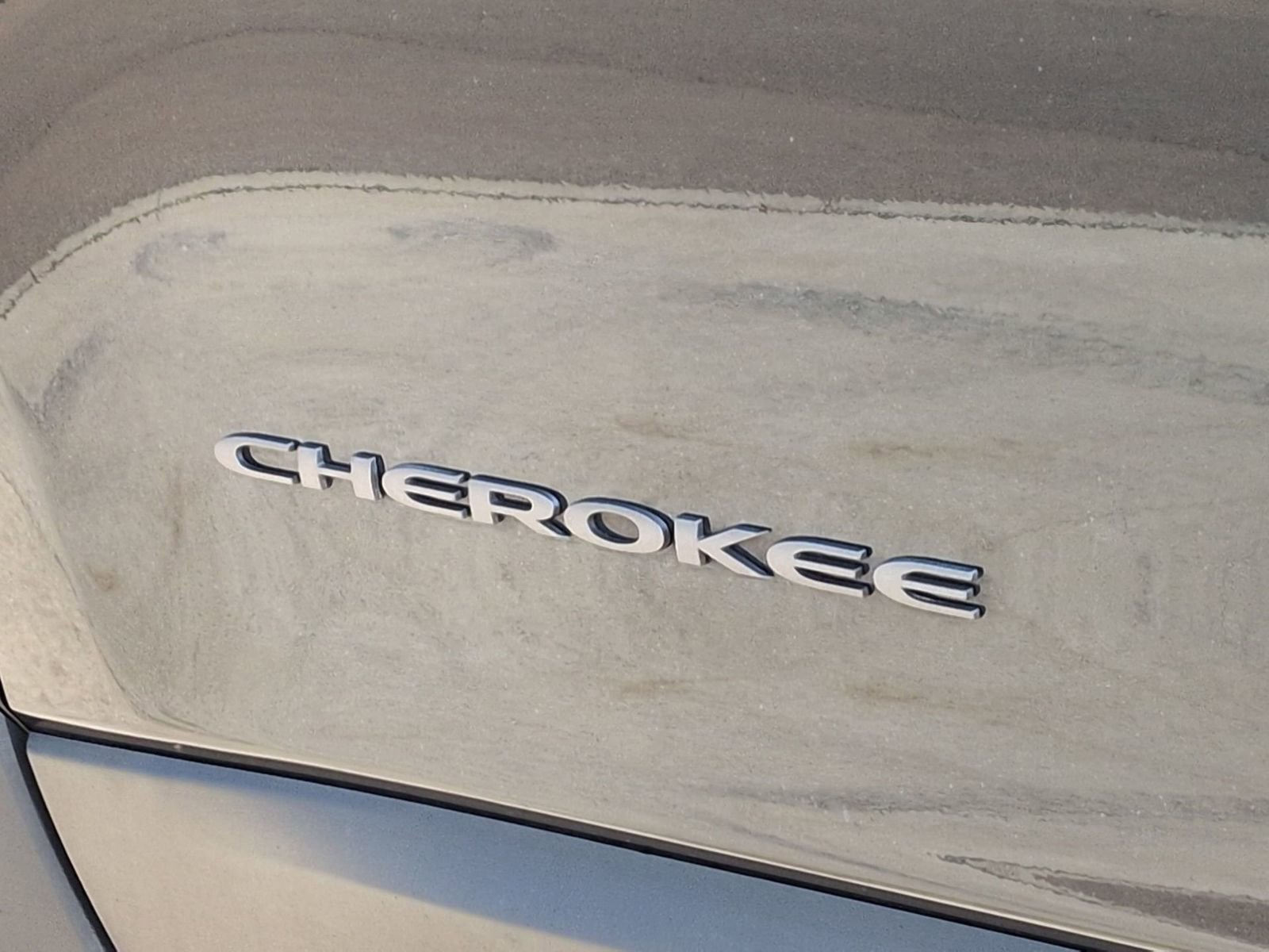 Used 2021 Jeep Cherokee Trailhawk image 15