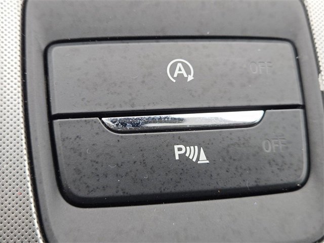 Certified 2024 Ford Edge Titanium w/ Equipment Group 301A image 16