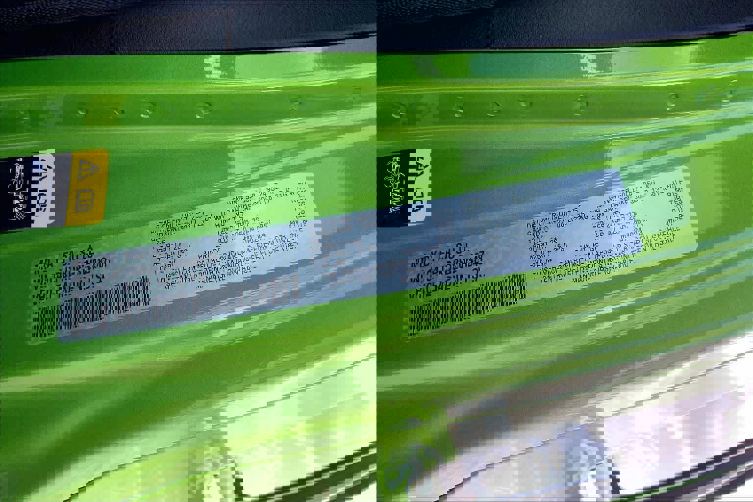 Used 2025 Jeep Wrangler Sport S image 32