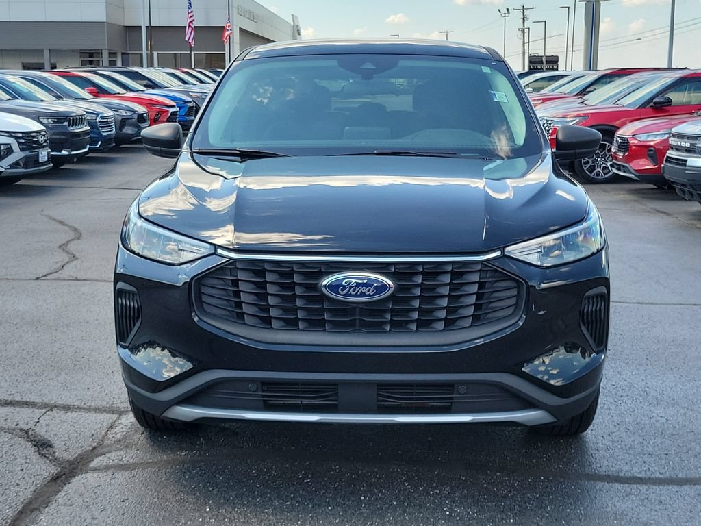 Certified 2023 Ford Escape Active AWD/4WD image 2