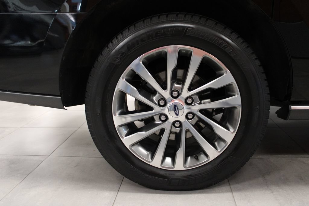 Certified 2018 Ford Expedition Max Limited w/ Equipment Group 301A AWD/4WD image 12