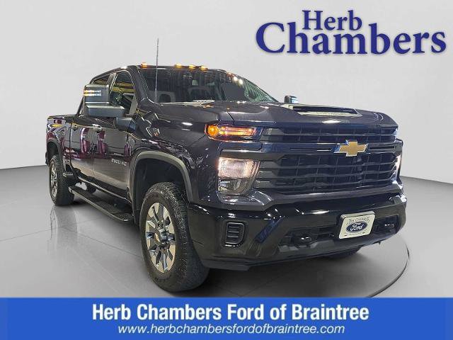 Used 2024 Chevrolet Silverado 2500 Custom w/ Custom Value Package AWD/4WD image 1