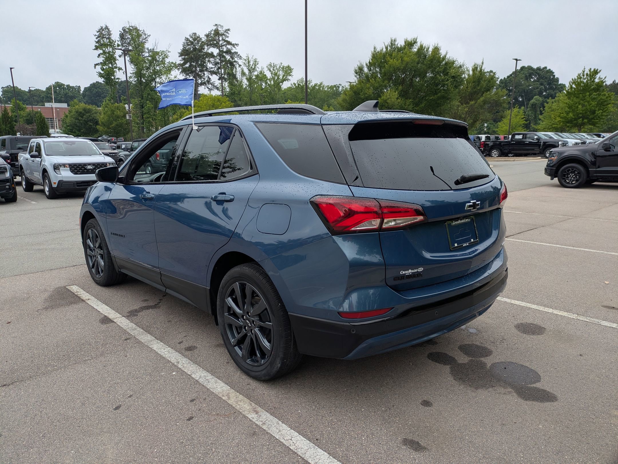 Used 2024 Chevrolet Equinox RS FWD image 6