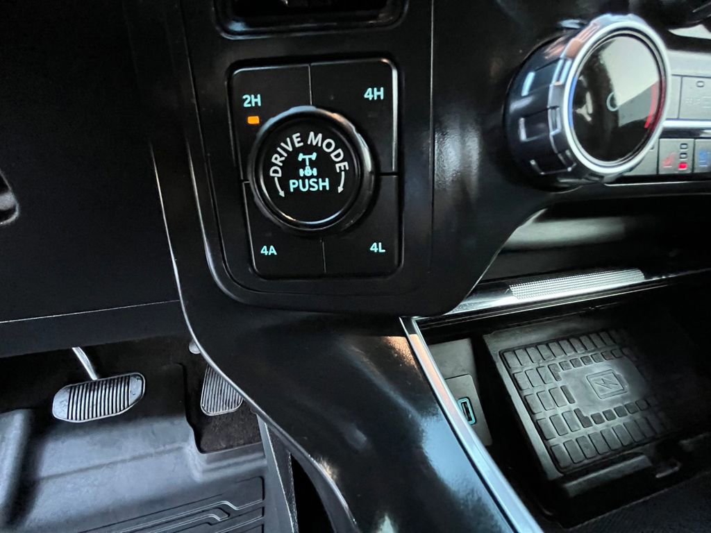 Certified 2022 Ford F150 Raptor w/ Equipment Group 801A High image 13