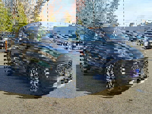 Certified 2020 Ford Escape Titanium image 23