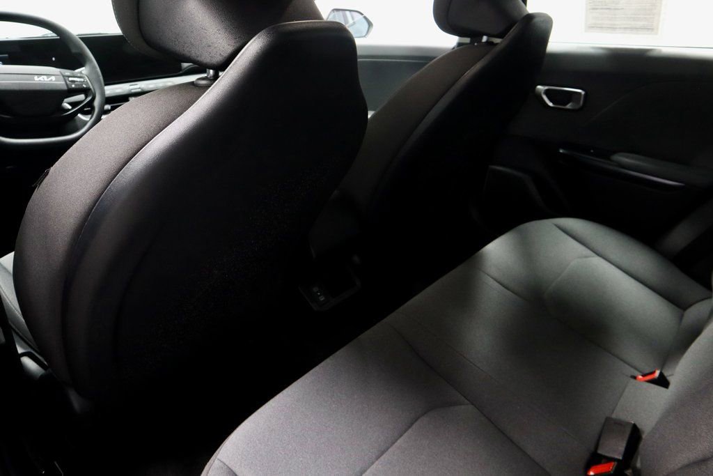 Used 2025 Kia K4 LXS image 20