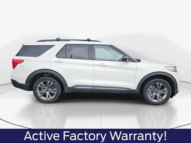 Certified 2023 Ford Explorer XLT w/ Equipment Group 202A AWD/4WD image 3