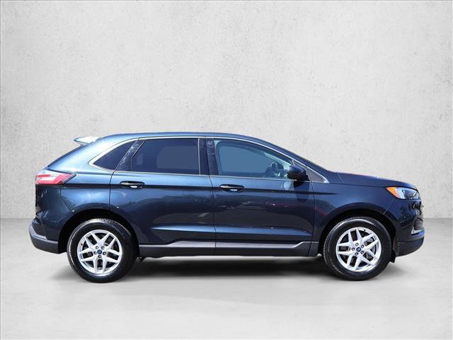 Certified 2022 Ford Edge SEL w/ Convenience Package AWD/4WD image 4
