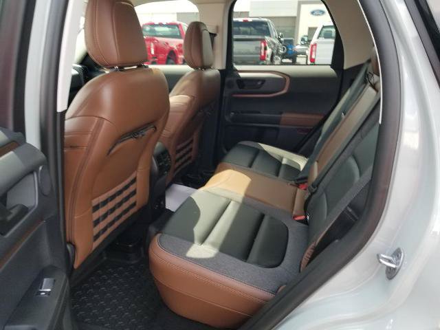 Certified 2023 Ford Bronco Sport Outer Banks w/ Tech Package AWD/4WD image 16