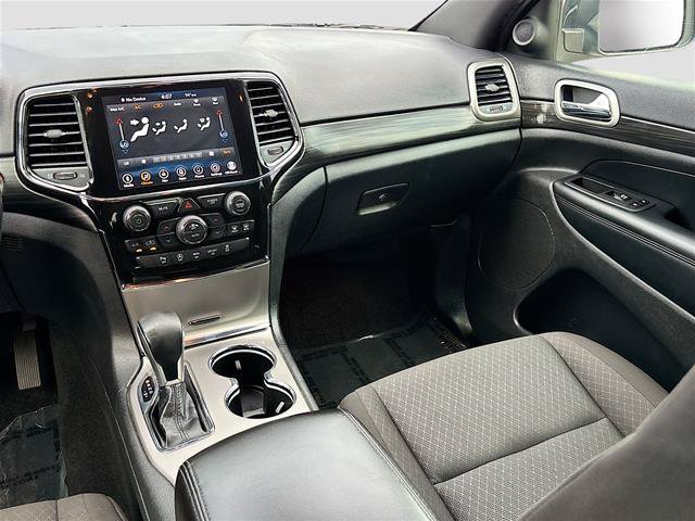 Used 2022 Jeep Grand Cherokee Laredo E AWD/4WD image 26