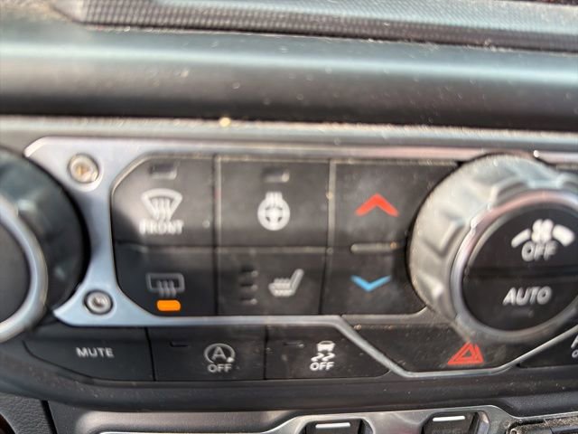 Used 2020 Jeep Gladiator Overland image 15