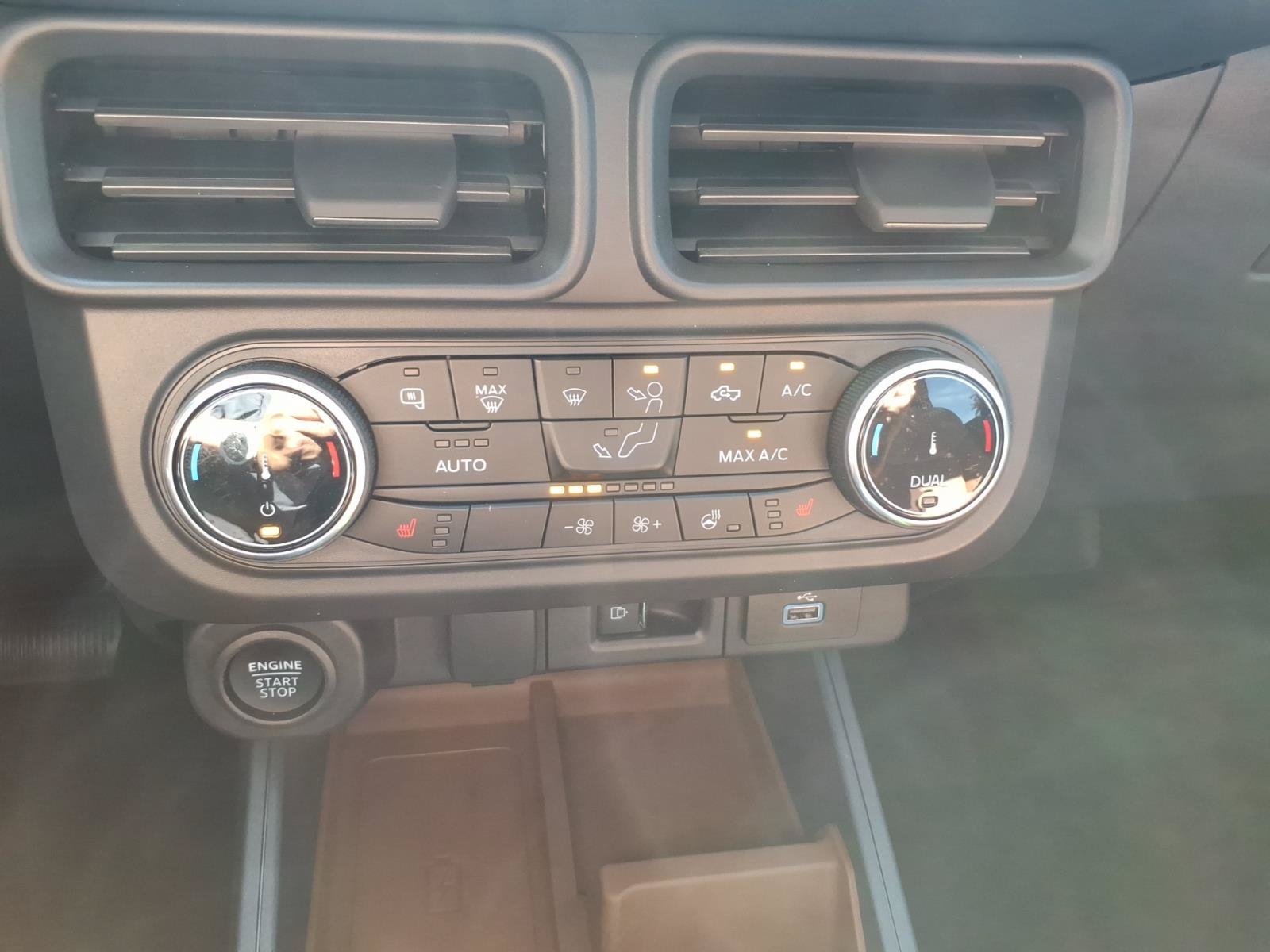Certified 2024 Ford Maverick Lariat AWD/4WD image 19