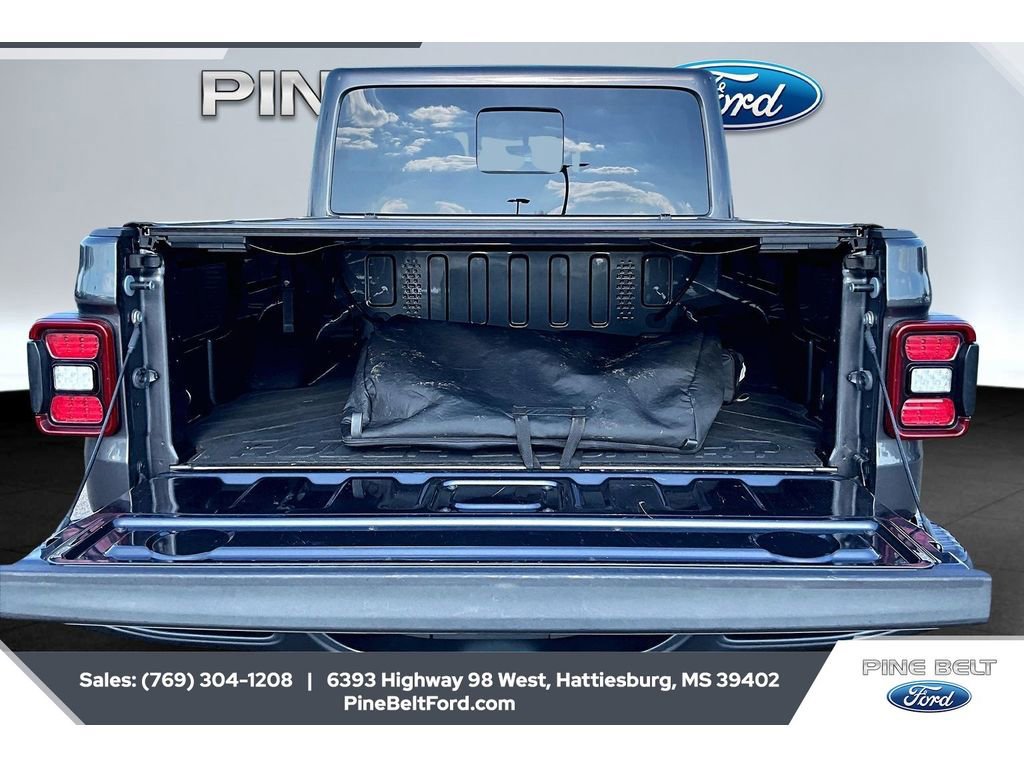 Used 2022 Jeep Gladiator Rubicon w/ LED Lighting Group image 12