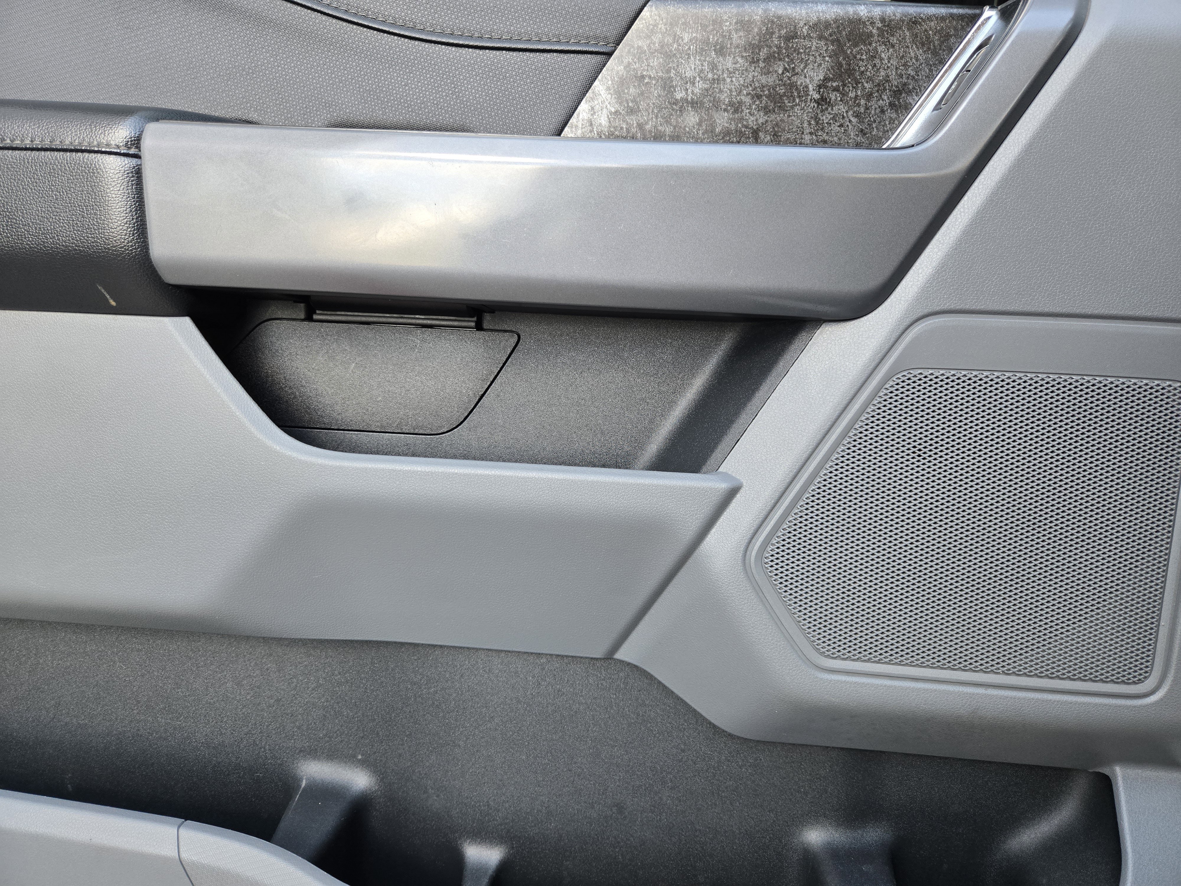 Certified 2022 Ford F150 XLT w/ Equipment Group 301A Mid image 17