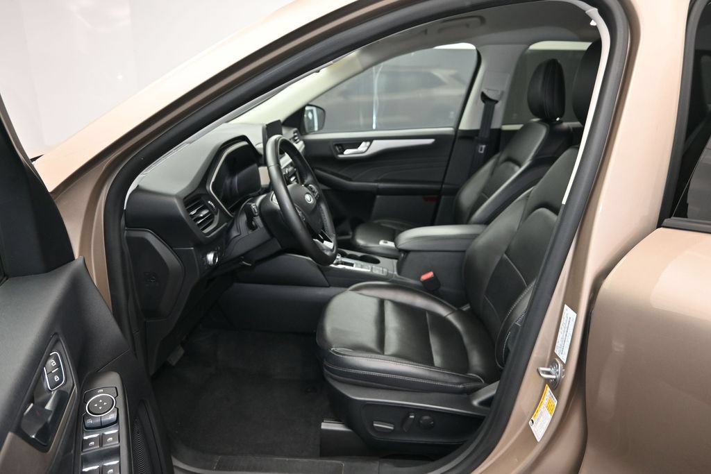Certified 2021 Ford Escape SEL FWD image 13