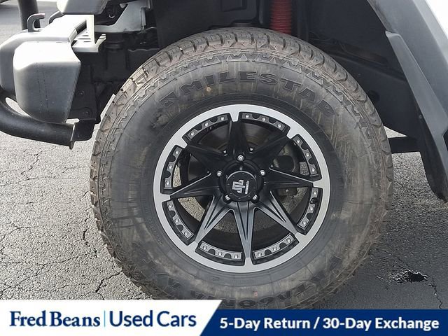 Used 2018 Jeep Wrangler Sport image 29