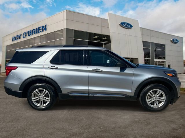 Certified 2023 Ford Explorer XLT w/ Equipment Group 202A image 6