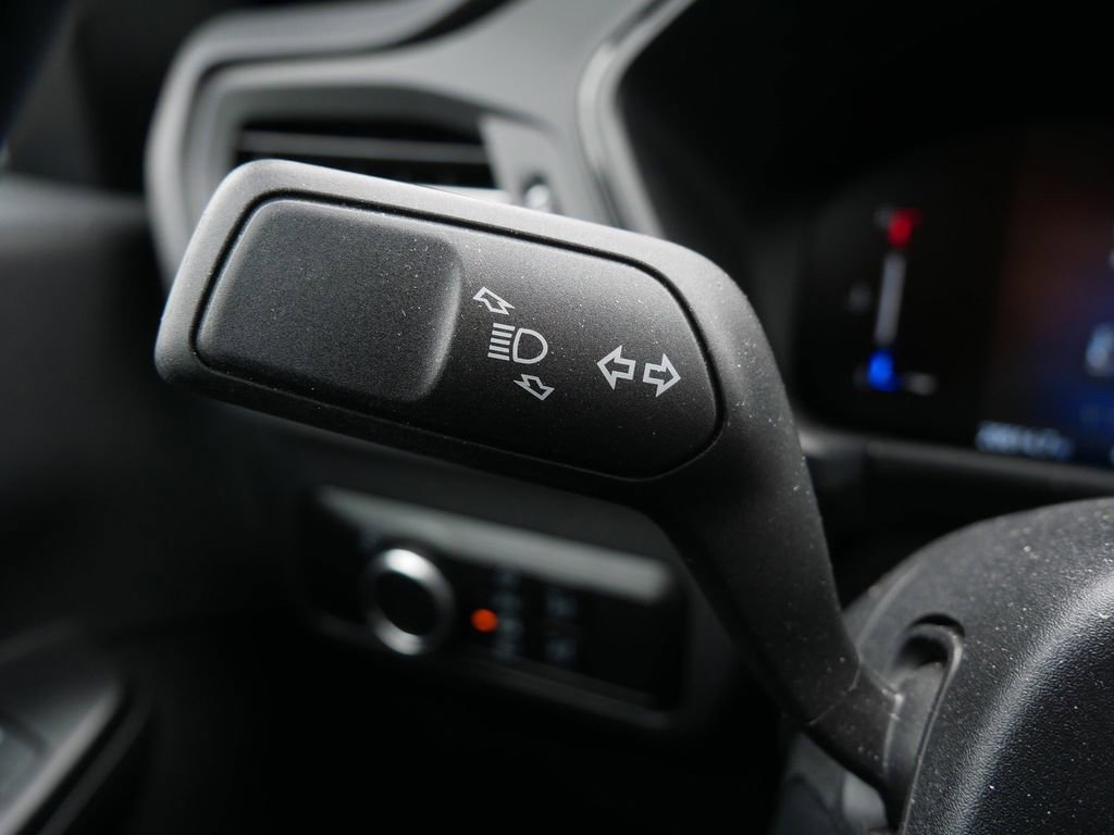 Certified 2025 Ford Escape ST-Line AWD/4WD image 28