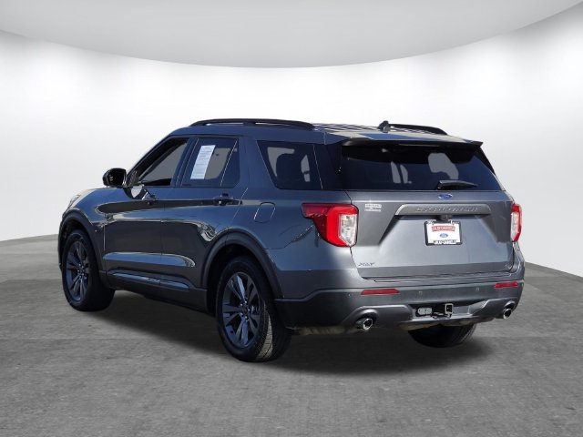 Certified 2022 Ford Explorer XLT w/ Equipment Group 202A RWD image 6