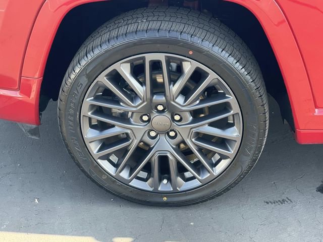 Used 2022 Jeep Compass Limited image 39