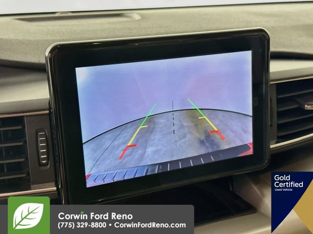 Certified 2022 Ford Explorer XLT w/ Equipment Group 202A AWD/4WD image 17