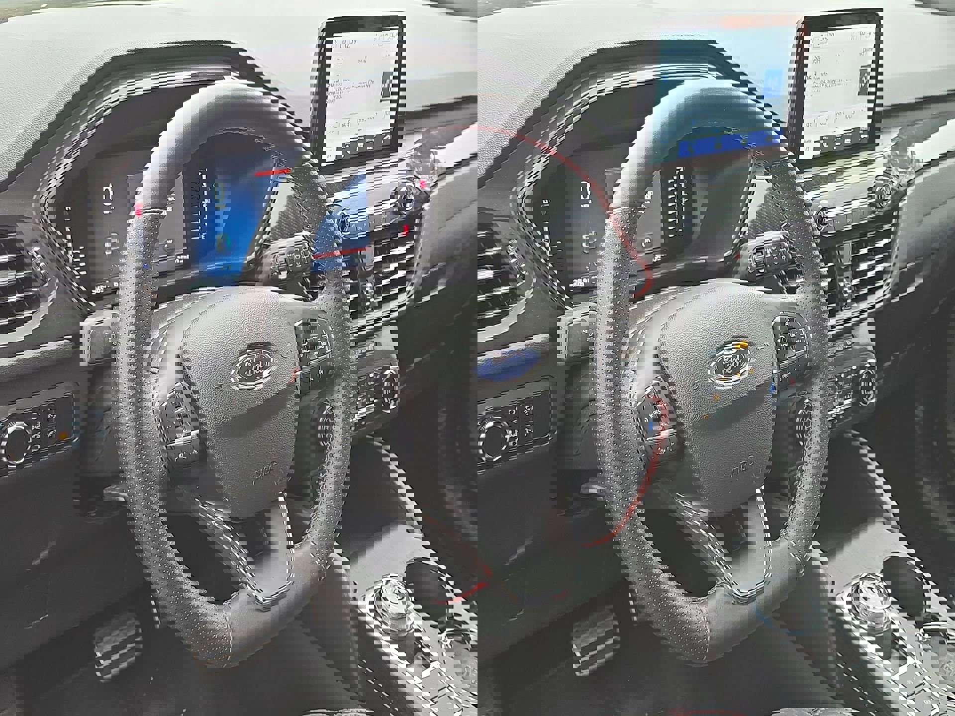 Certified 2024 Ford Escape ST-Line image 13