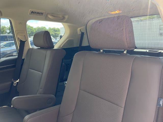 Used 2023 Lexus GX 460 Luxury w/ Sport Design Package AWD/4WD image 11