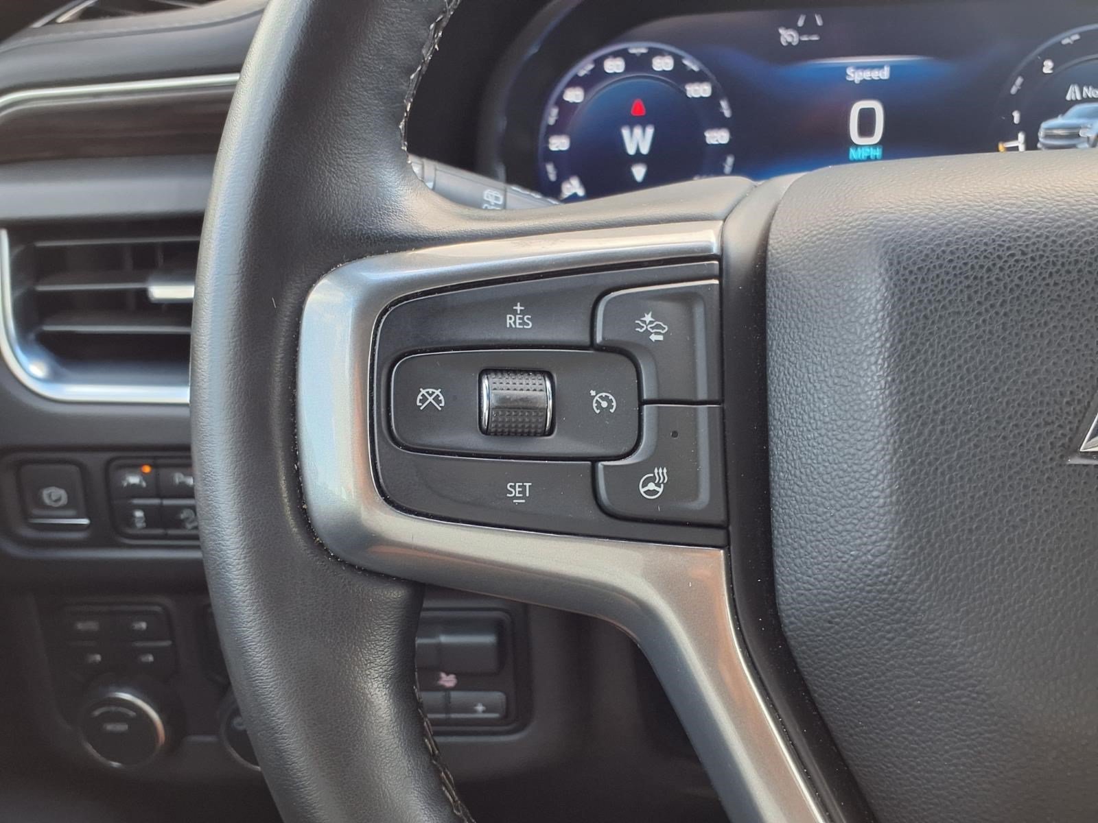 Used 2024 Chevrolet Tahoe Z71 w/ Luxury Package AWD/4WD image 24