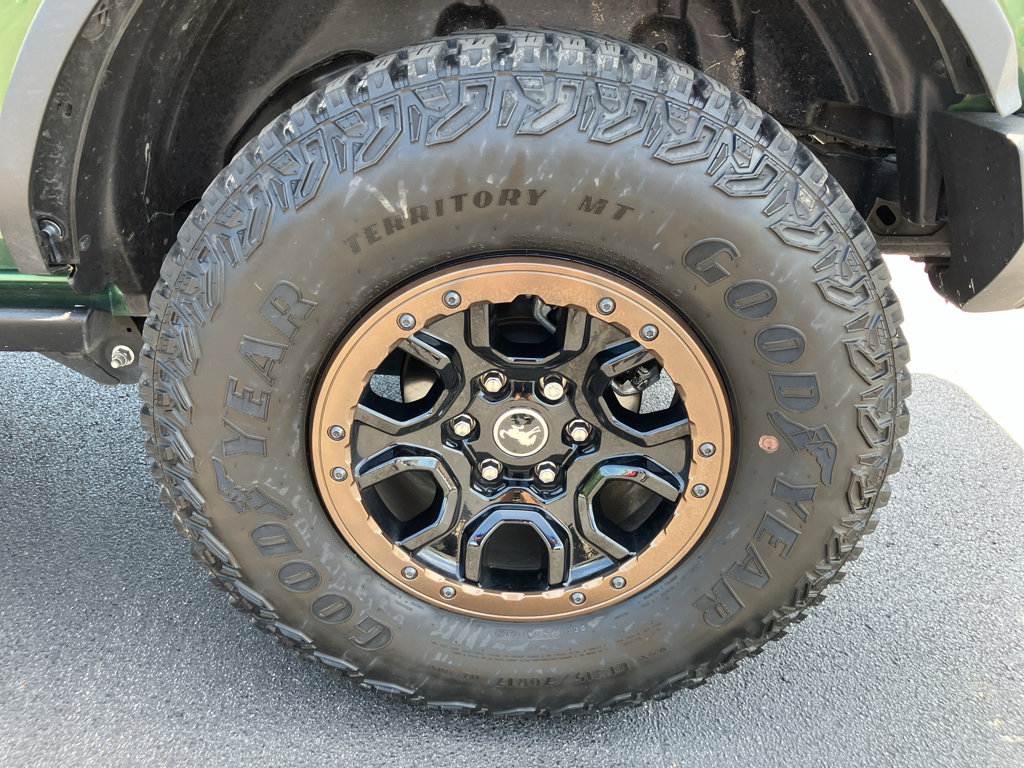 Certified 2024 Ford Bronco Black Diamond w/ Sasquatch Package AWD/4WD image 12