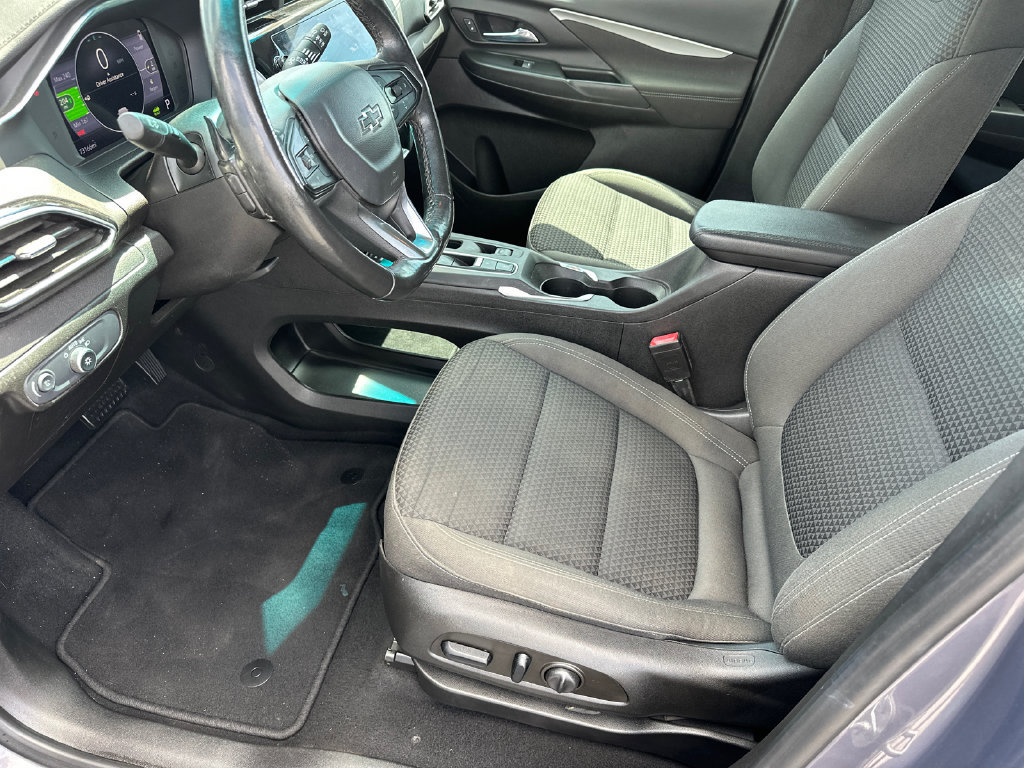 Used 2022 Chevrolet Bolt LT FWD image 9