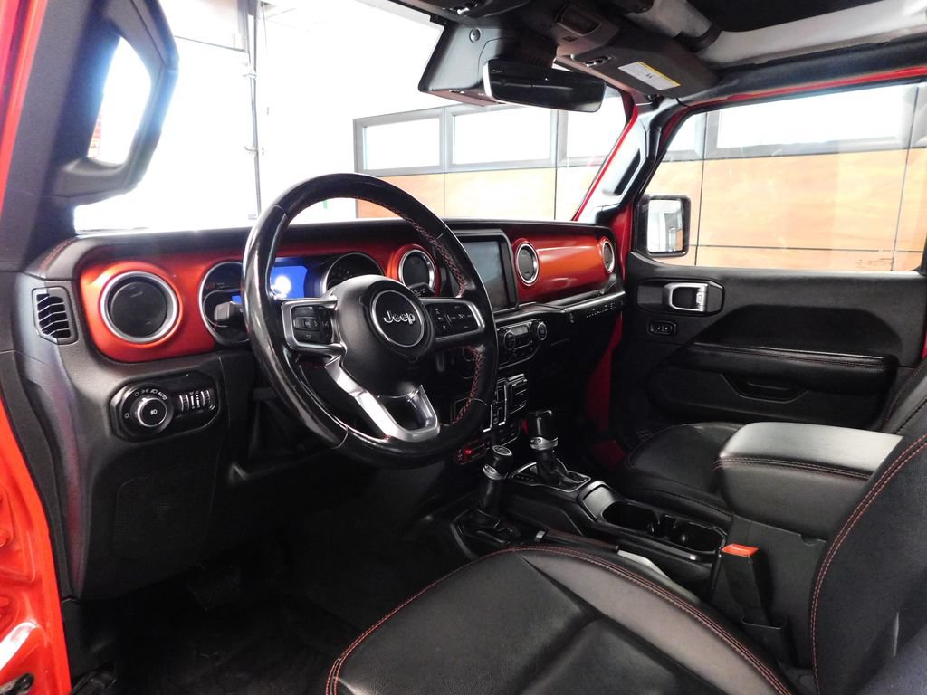 Used 2020 Jeep Wrangler Unlimited Rubicon w/ Dual Top Group AWD/4WD image 29
