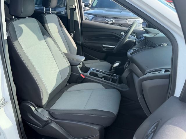 Certified 2019 Ford Escape SE FWD image 19