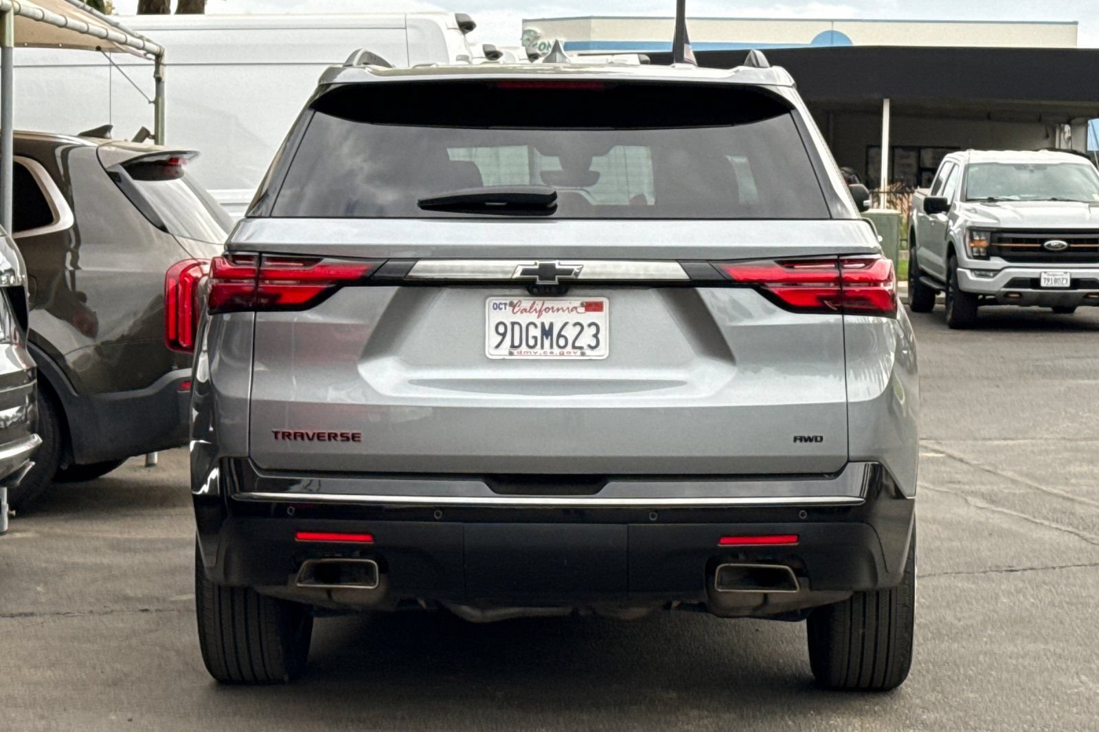 Used 2023 Chevrolet Traverse Premier w/ Redline Edition AWD/4WD image 5