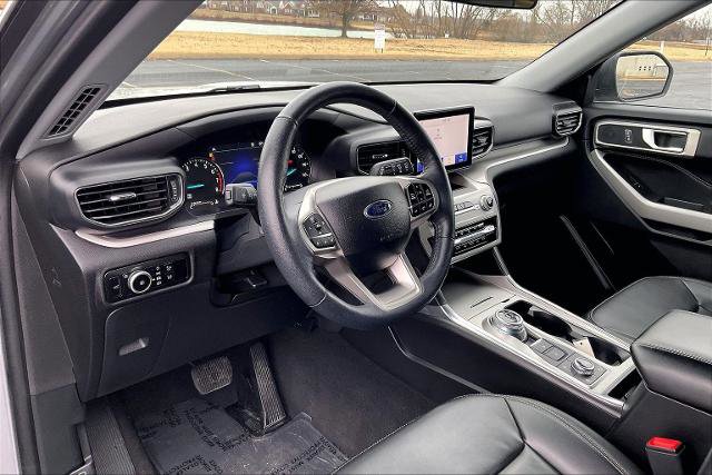 Certified 2024 Ford Explorer XLT w/ Equipment Group 202A image 15