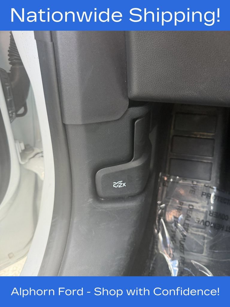Certified 2025 Ford Escape Active AWD/4WD image 12