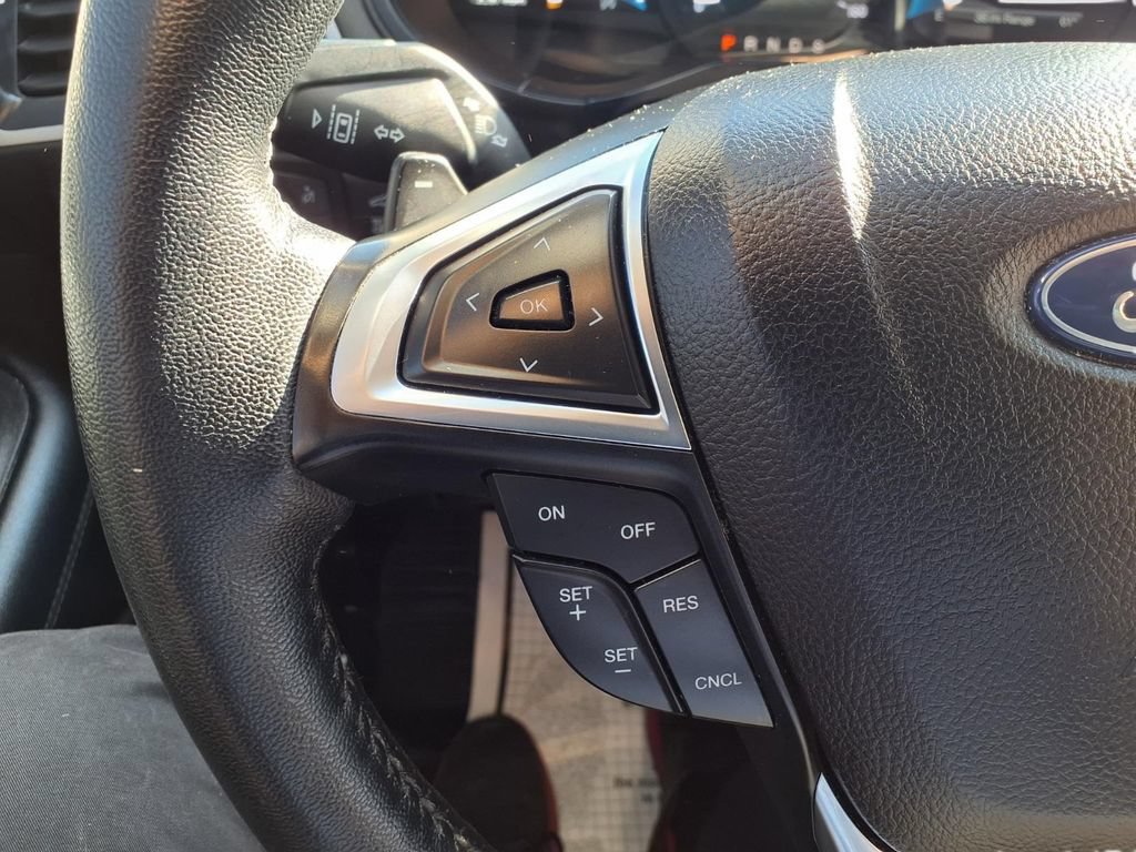 Certified 2024 Ford Edge SEL w/ Convenience Package AWD/4WD image 18