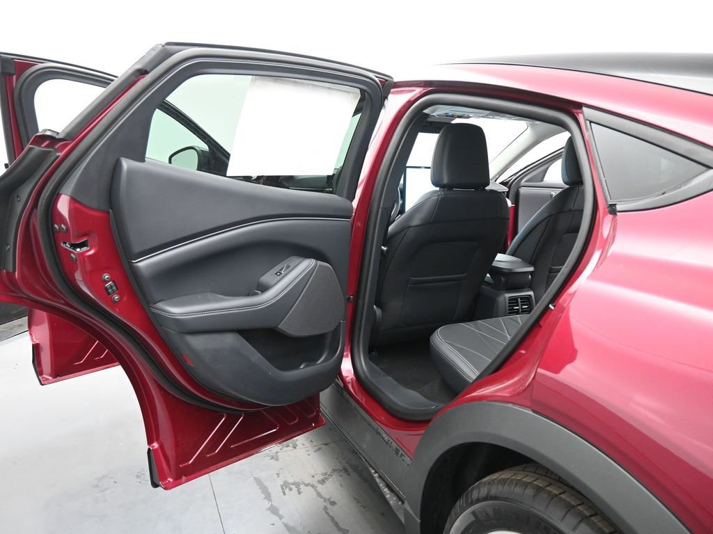 Certified 2025 Ford Mustang Mach-E Select image 19