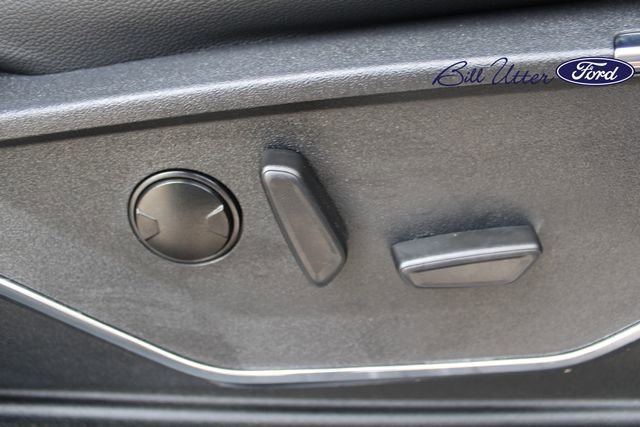 Certified 2023 Ford F250 Lariat w/ Sport Appearance Package image 12
