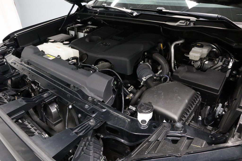 Used 2023 Toyota Tundra SR5 w/ SR5 Premium Package image 14
