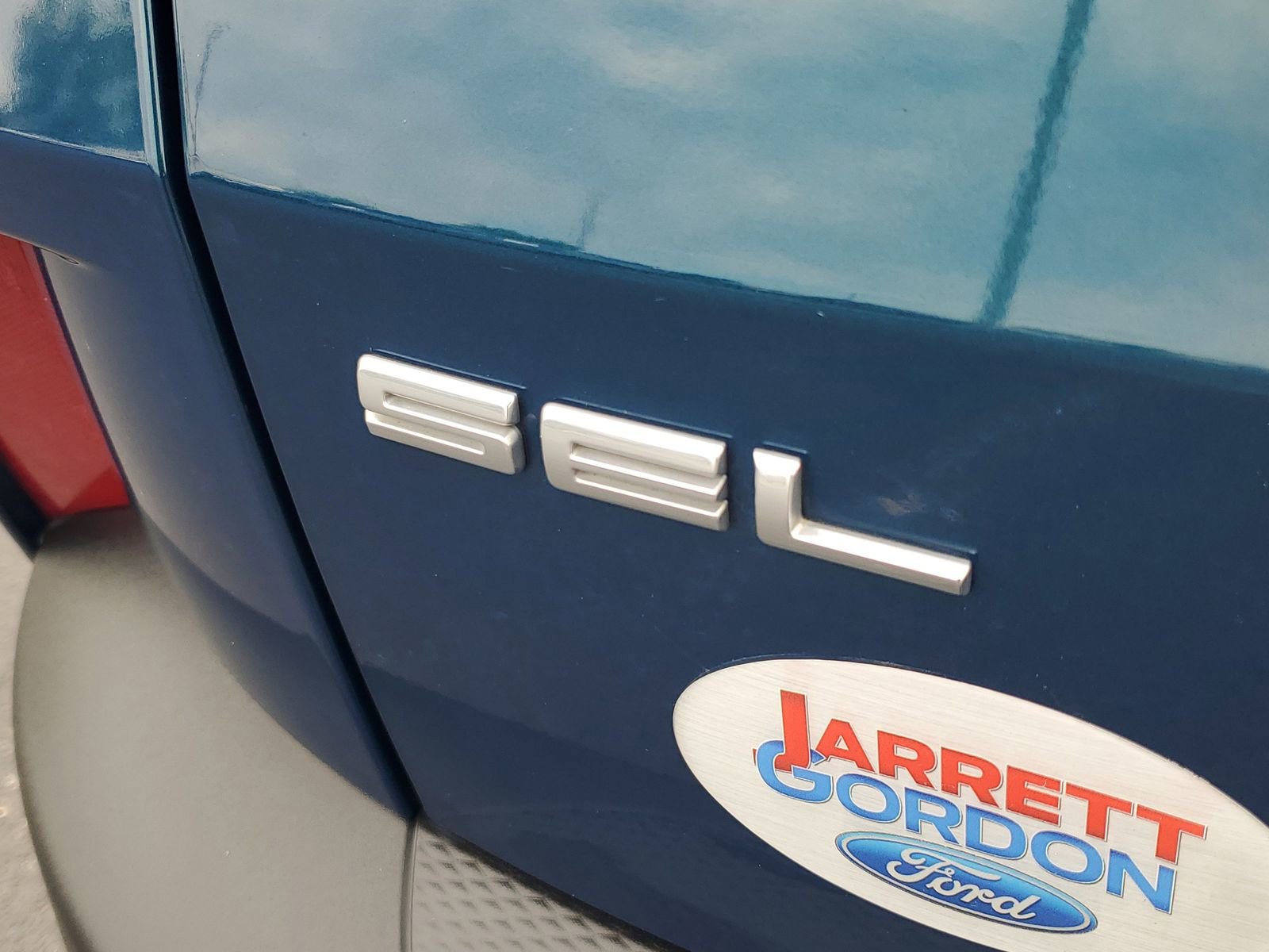 Certified 2020 Ford Escape SEL FWD image 6