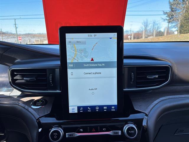 Certified 2021 Ford Explorer Platinum w/ Equipment Group 601A image 22