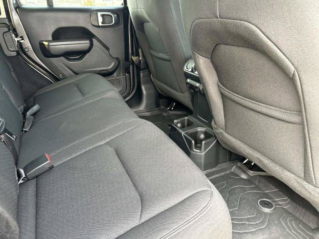 Used 2023 Jeep Wrangler Unlimited Sport AWD/4WD image 19