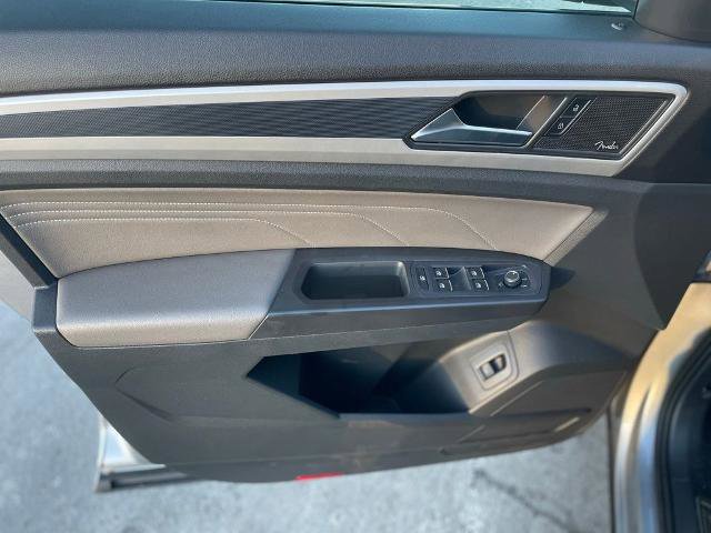 Used 2022 Volkswagen Atlas SEL Premium AWD/4WD image 12