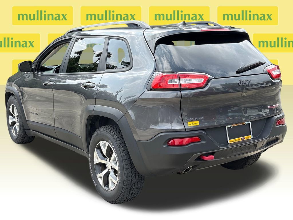 Used 2017 Jeep Cherokee Trailhawk w/ Comfort/Convenience Group AWD/4WD image 9