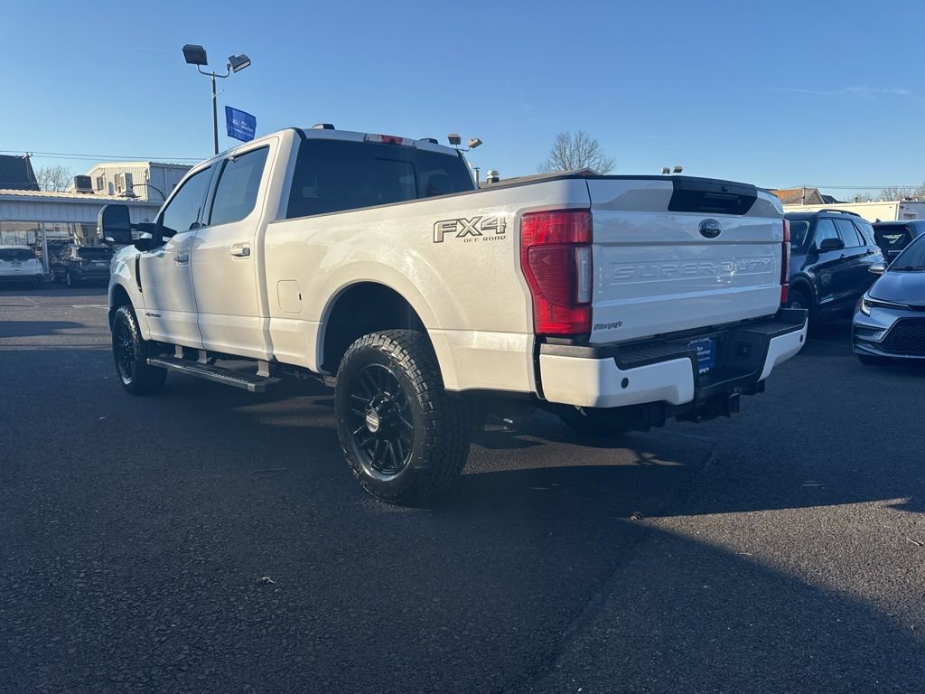 Certified 2022 Ford F350 Lariat w/ Black Appearance Package image 7