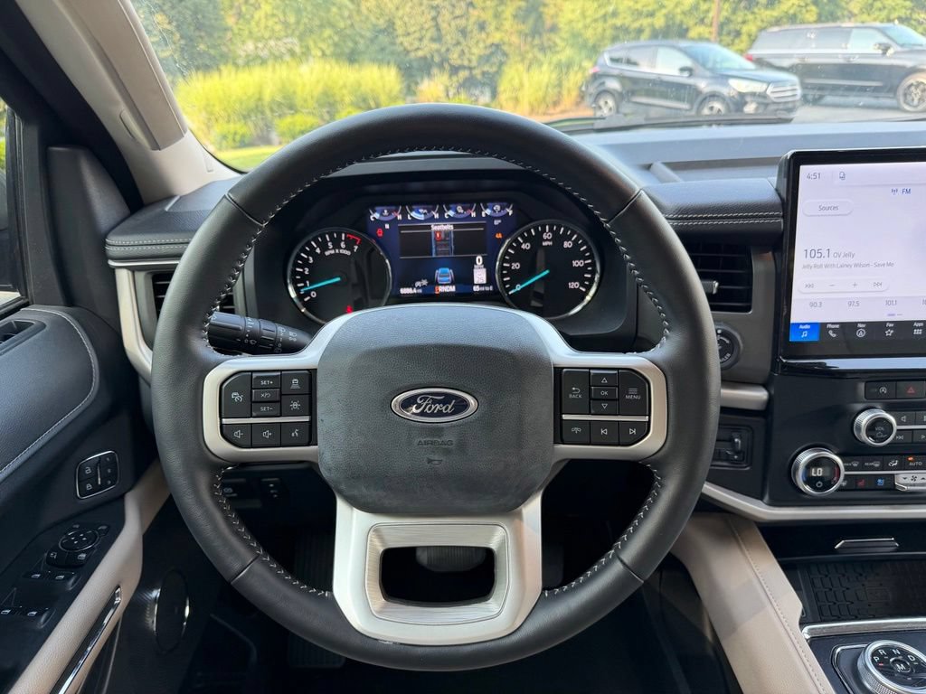 Certified 2024 Ford Expedition XLT AWD/4WD image 16
